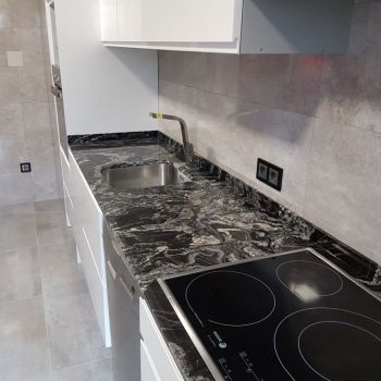 GRANITO BLACK FOREST