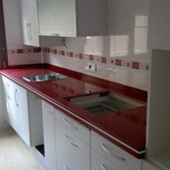 silestone rojo stellar